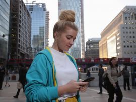 EE brings first live 5G trial to the UK with Canary Wharf trial